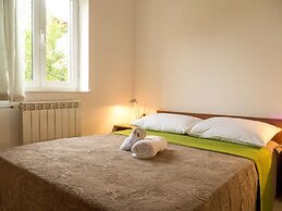 Captivating Holiday Home in Pakostane With Swimming Pool