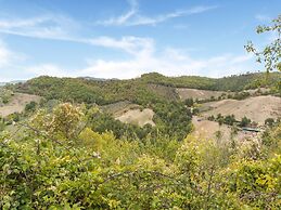Apartment With Swimming Pool Near the Forest