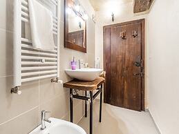 Apartment With Swimming Pool Near the Forest