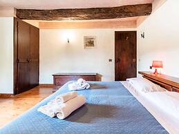 Apartment With Swimming Pool Near the Forest