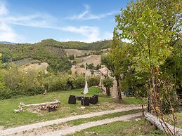 Apartment With Swimming Pool Near the Forest