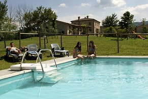 Cottage in Citt Della Pieve With Swimming Pool