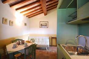 Cottage in Citt Della Pieve With Swimming Pool