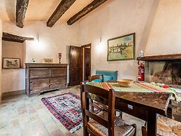 Cozy Cottage With Pool in Assisi