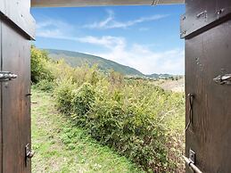 Cozy Cottage With Pool in Assisi