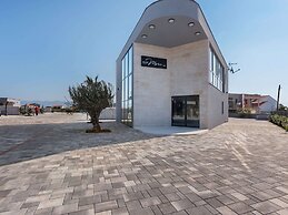 Holiday Home in Vir Near sea Beach