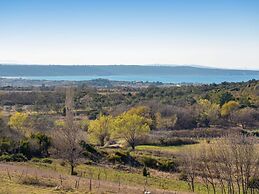 Delightful Apartment in Radovin With Garden