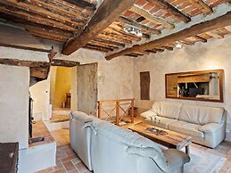 Belvilla by OYO Burone