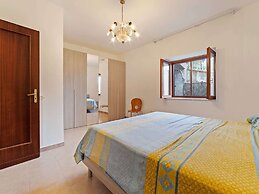 Apartment in Agropoli With Garden