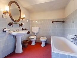 Belvilla by OYO Cosy Holiday Home With Pool