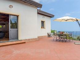 Belvilla by OYO Villa Aloe Charming House