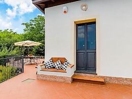 Belvilla by OYO Villa Aloe Charming House