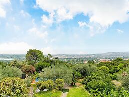 Belvilla by OYO Villa Aloe Charming House