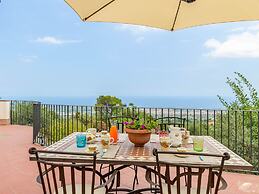 Belvilla by OYO Villa Aloe Charming House