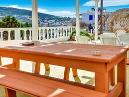 Alluring Holiday Home in Syros With Barbecue