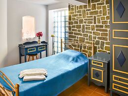 Alluring Holiday Home in Syros With Barbecue