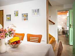 Adorable Holiday Home With Pool and Terrace