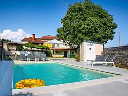 Adorable Holiday Home With Pool and Terrace