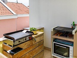 Homely Apartment in Sukošan near Sea