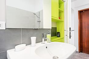 Piazza Alberti Apartment with Terrace