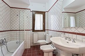 Fontana Vecchia Experience - Parking and Seaview