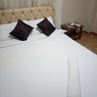 Dominion Castle Hotel