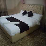 Dominion Castle Hotel