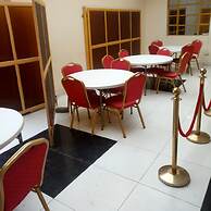 Dominion Castle Hotel