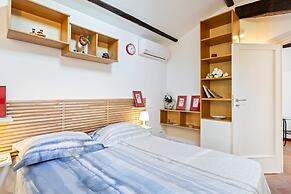 Libertà Frame Apartment - Terrace and Etna view