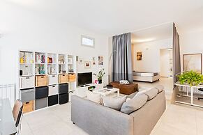 Luminoso Nuovalucello Apart- Giardino e Parcheggio privato