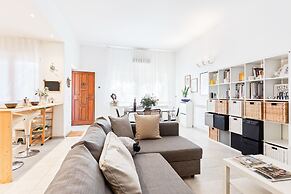 Luminoso Nuovalucello Apart- Giardino e Parcheggio privato