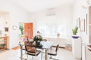 Luminoso Nuovalucello Apart- Giardino e Parcheggio privato