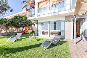 Penelope Seaview Apartment