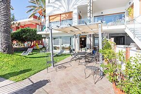 Penelope Seaview Apartment