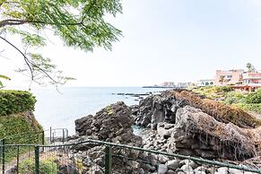 Penelope Seaview Apartment