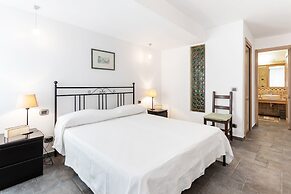 Penelope Seaview Apartment