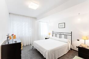 Penelope Seaview Apartment