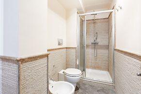 Penelope Seaview Apartment