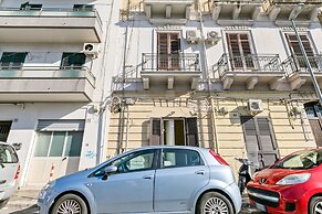 Corso dei Mille Railway Apartment