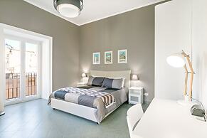 Stylish Flat Maqueda