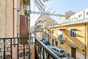 Stylish Flat Maqueda