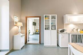 Stylish Flat Maqueda