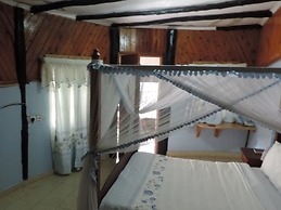 Lions Court Lodge