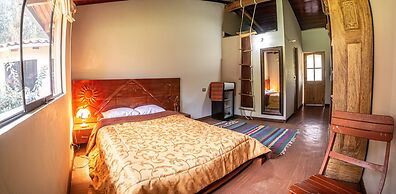 Yakumama Hostel y Restaurant