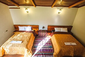 Yakumama Hostel y Restaurant