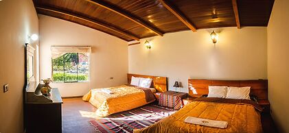 Yakumama Hostel y Restaurant