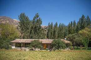 Yakumama Hostel y Restaurant