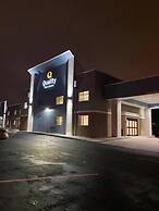 Quality Inn & Suites Evansville Downtown