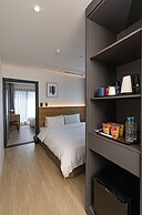 Hotel The Grang Jungmun