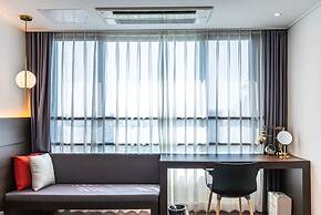 Hotel The Grang Jungmun